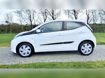 Used Toyota AYGO 2014 for sale - 77465846: Photo