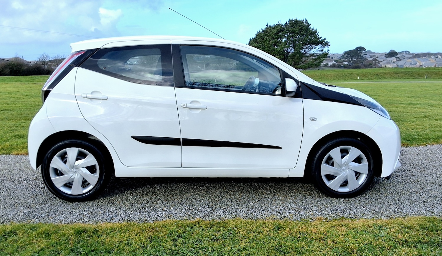 Used Toyota AYGO 2014 for sale - 77465846: Photo 5