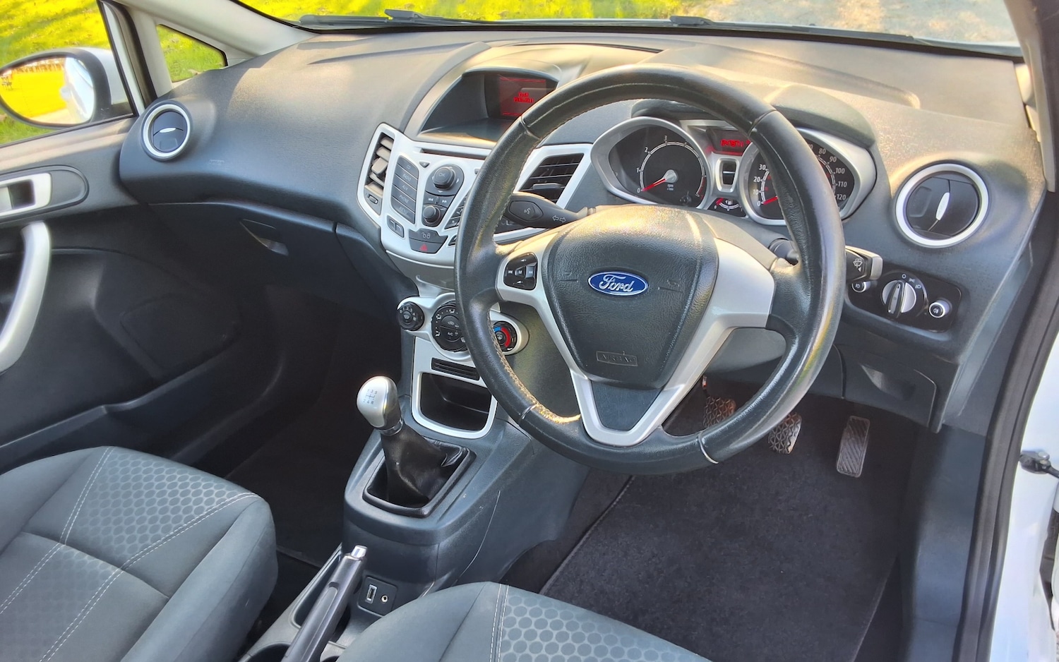 Used Ford Fiesta 2012 for sale - 76088550: Photo 13
