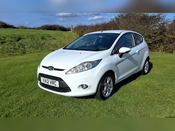 Used Ford Fiesta 2012 for sale - 76088550: Photo 2