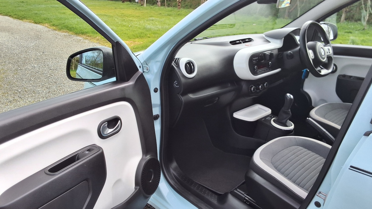 Used Renault Twingo 2015 for sale - 77830160: Photo 20