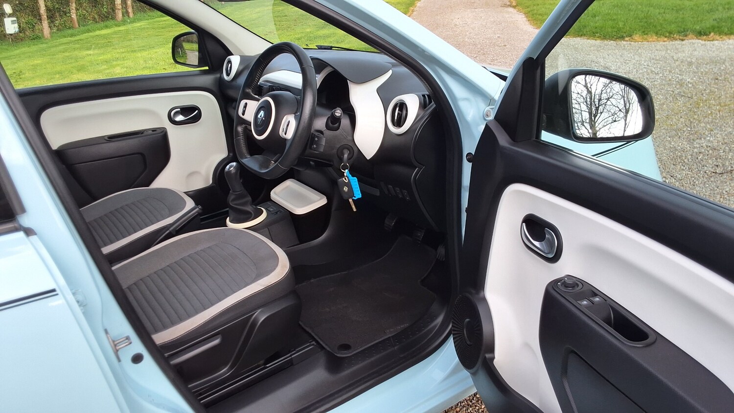 Used Renault Twingo 2015 for sale - 77830160: Photo 24