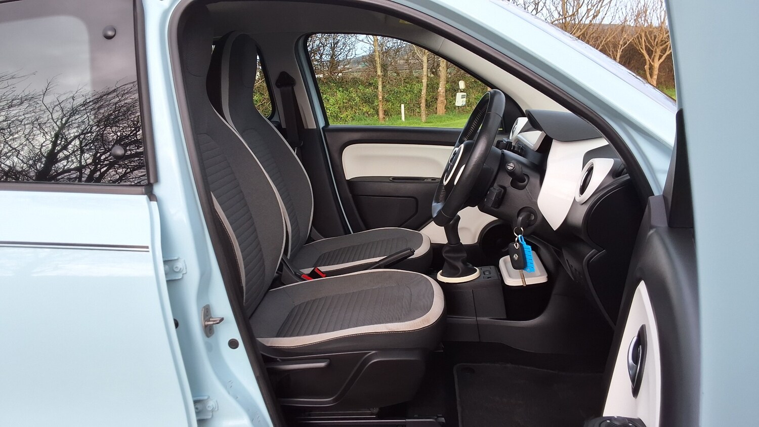 Used Renault Twingo 2015 for sale - 77830160: Photo 25