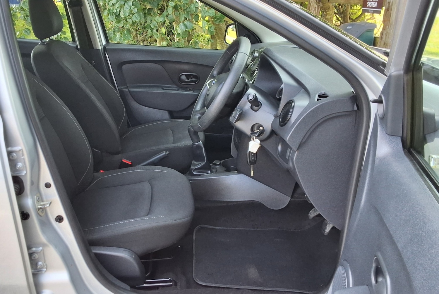 Used Dacia Sandero 2017 for sale - 76588376: Photo 15