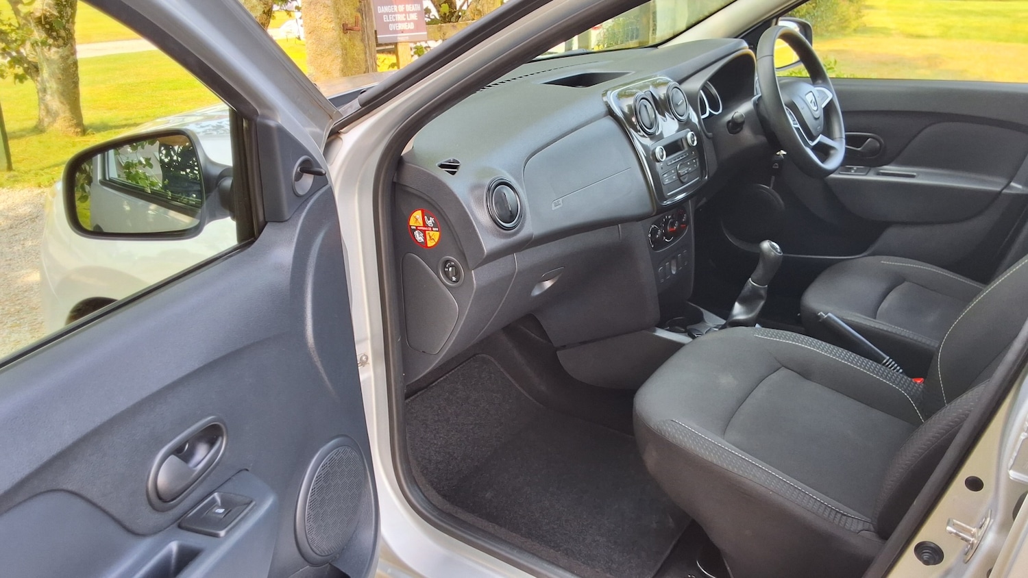 Used Dacia Sandero 2017 for sale - 76588376: Photo 18