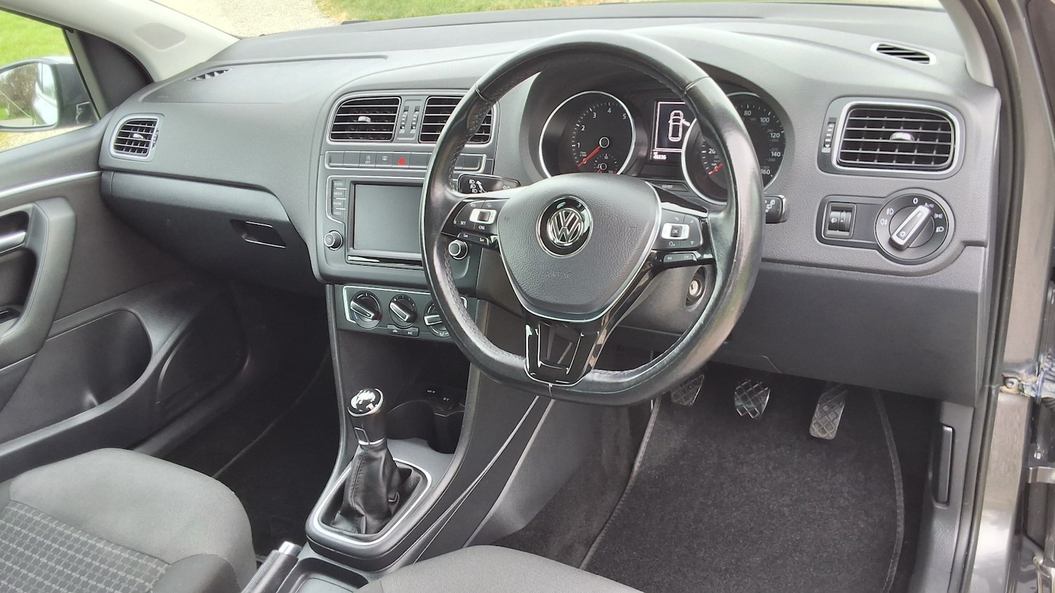 Used Volkswagen Polo 2017 for sale - 77665122: Photo 18