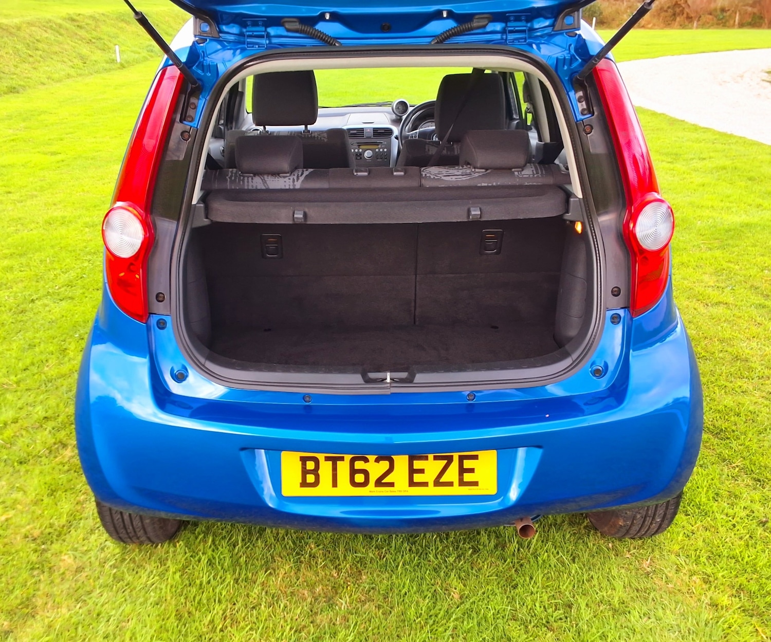Used Vauxhall Agila 2012 for sale - 76400505: Photo 8