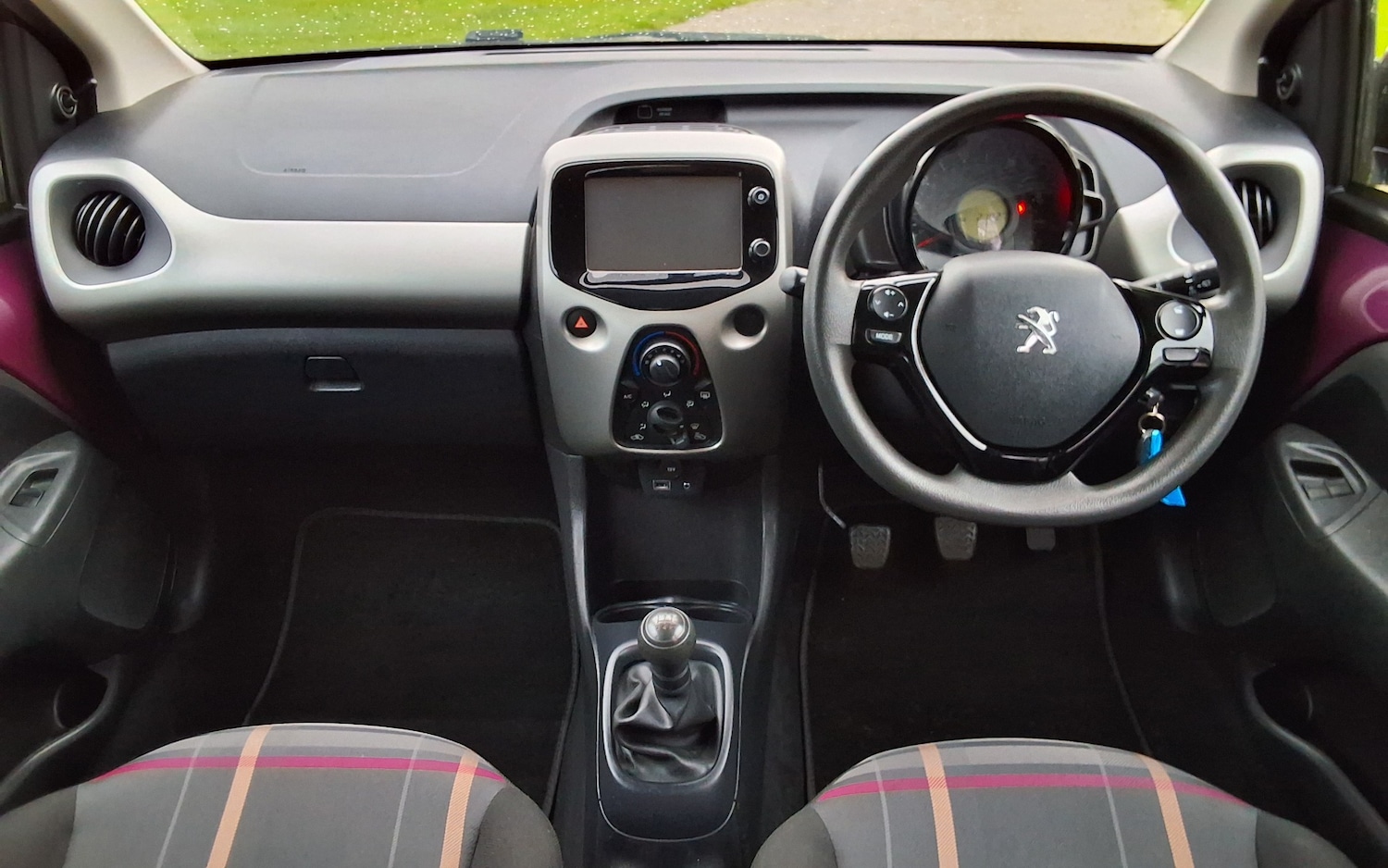 Used Peugeot 108 2015 for sale - 76557071: Photo 13