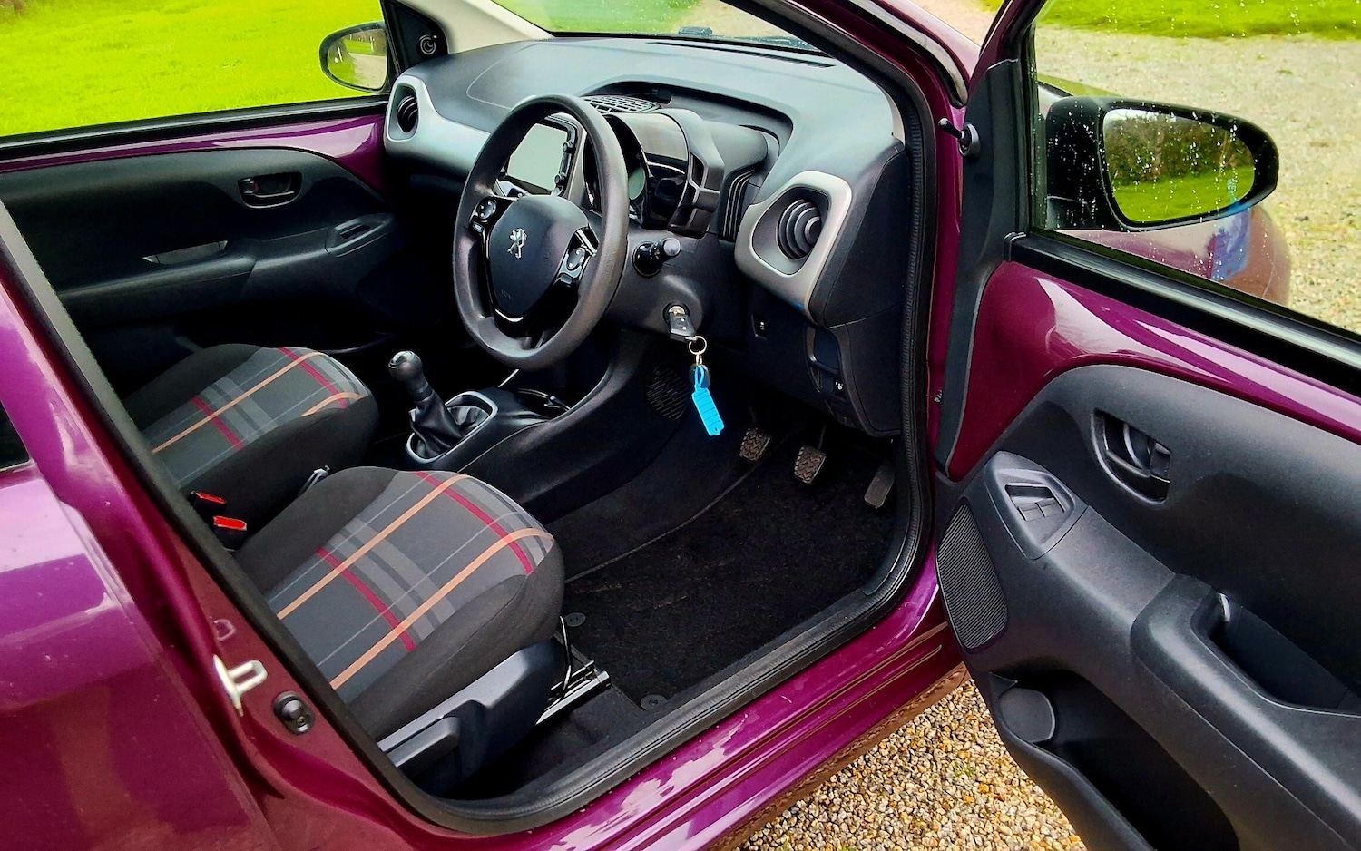 Used Peugeot 108 2015 for sale - 76557071: Photo 18