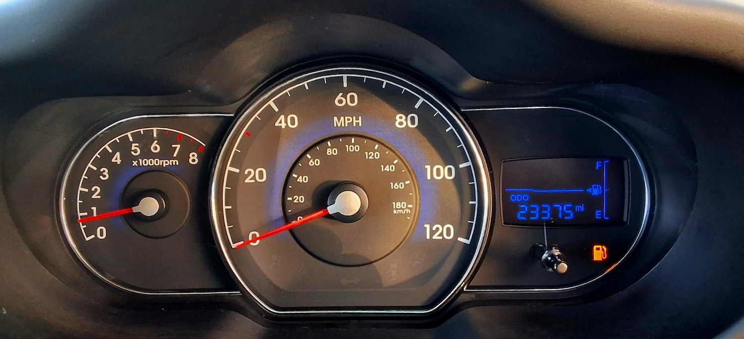 Used Hyundai i10 2013 for sale - 77168711: Photo 13