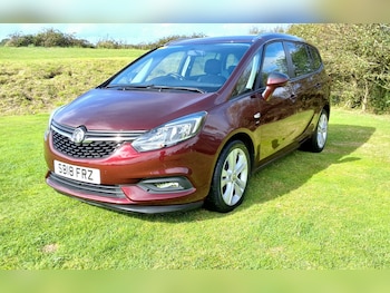 Used Vauxhall Zafira 2018 for sale - 77245511: Photo