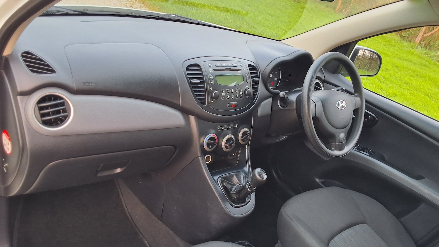 Used Hyundai i10 2012 for sale - 77071242: Photo 18