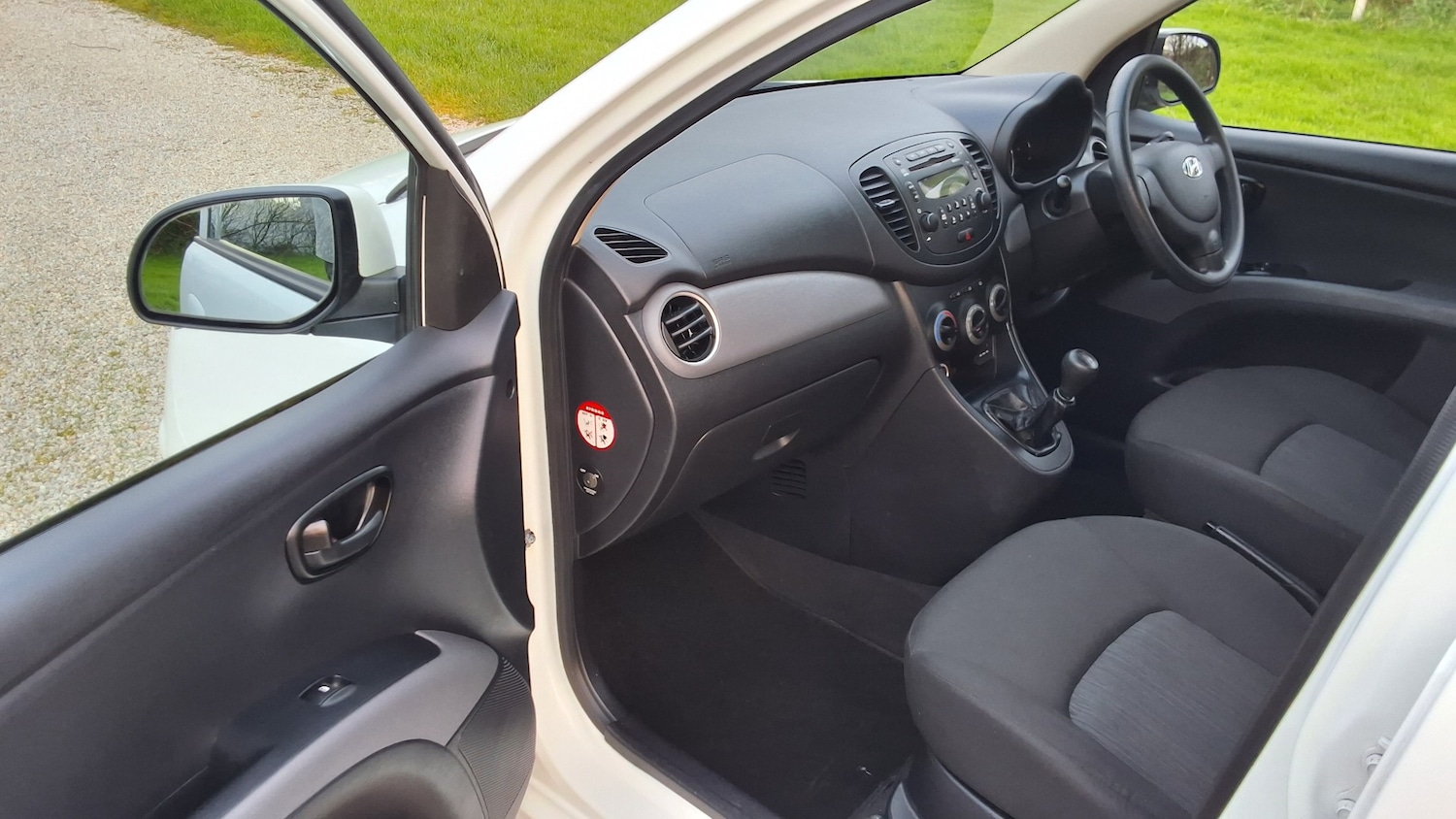 Used Hyundai i10 2012 for sale - 77071242: Photo 19