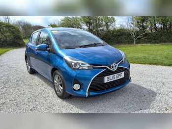 Used Toyota Yaris 2015 for sale - 78323921: Photo