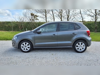 Used Volkswagen Polo 2014 for sale - 78324032: Photo