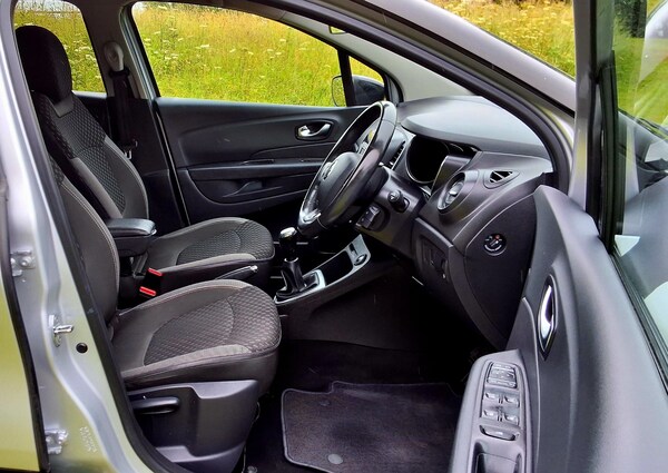 Used Renault Captur 2017 for sale - 75043735: Photo 18