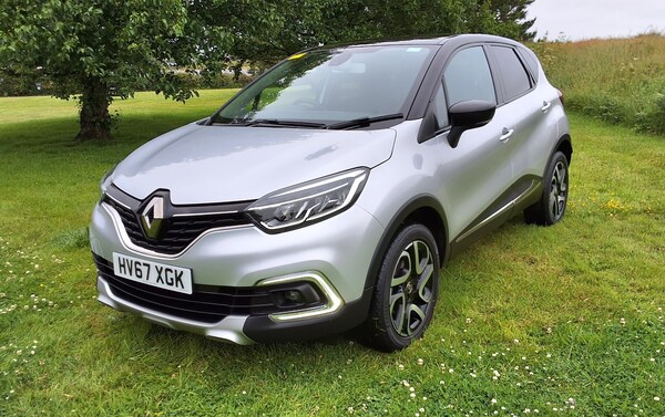 Used Renault Captur 2017 for sale - 75043735: Photo 2