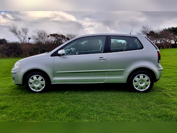 Used Volkswagen Polo 2005 for sale - 76542210: Photo