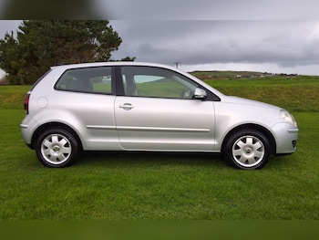 Used Volkswagen Polo 2005 for sale - 76542210: Photo