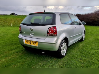 Used Volkswagen Polo 2005 for sale - 76542210: Photo