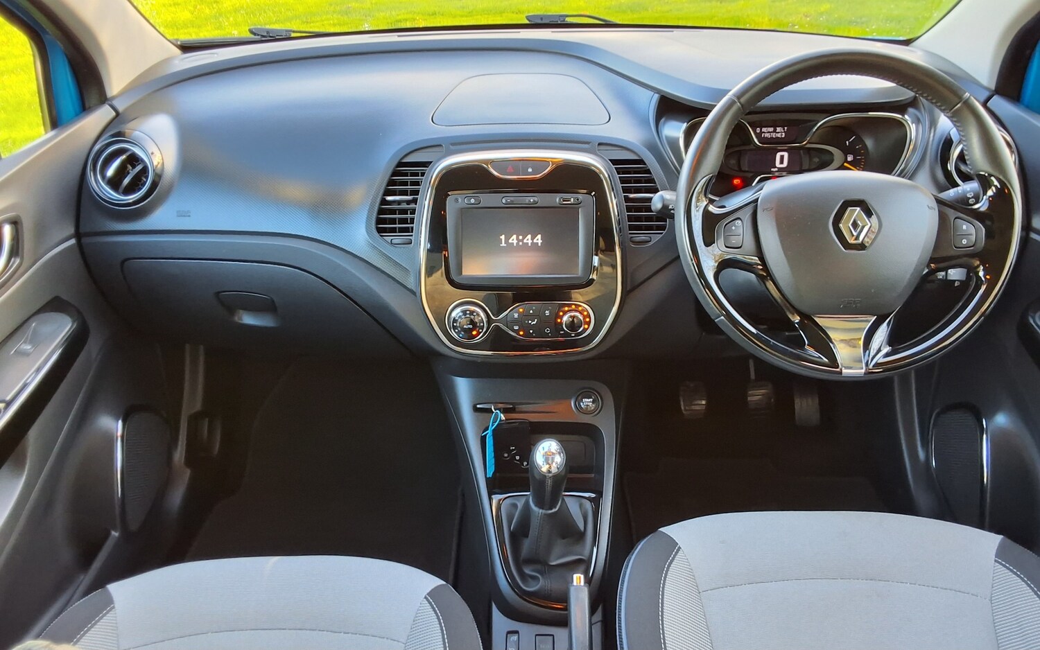 Used Renault Captur 2014 for sale - 76439759: Photo 14