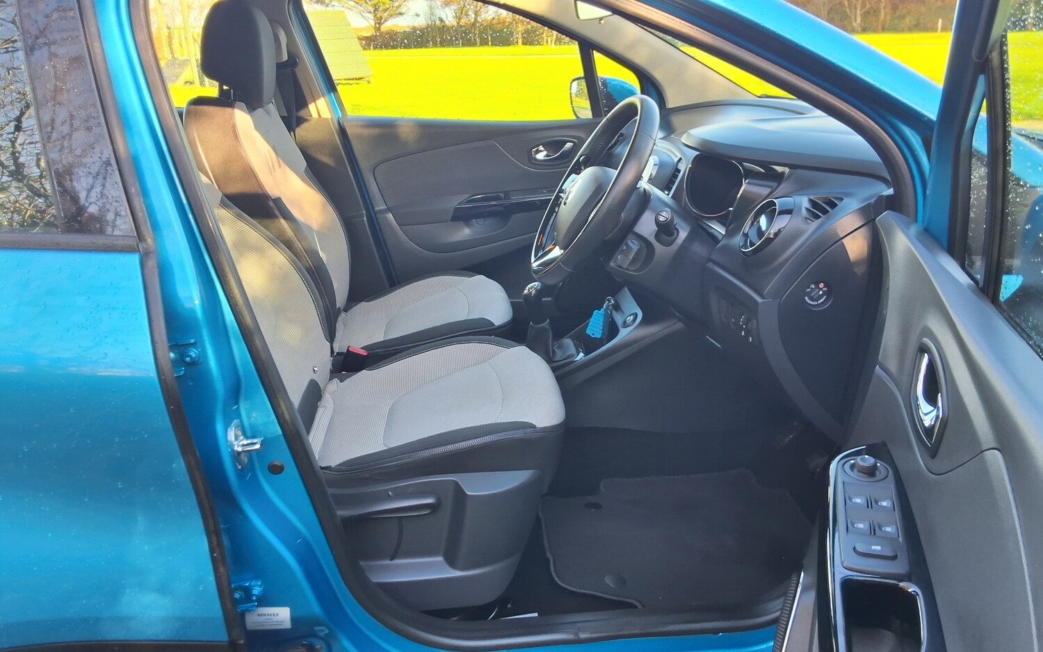 Used Renault Captur 2014 for sale - 76439759: Photo 18