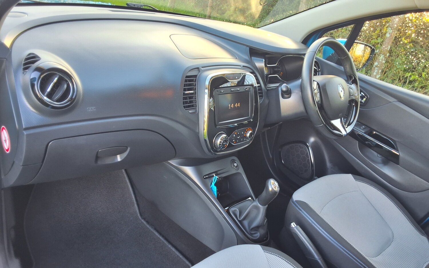 Used Renault Captur 2014 for sale - 76439759: Photo 20