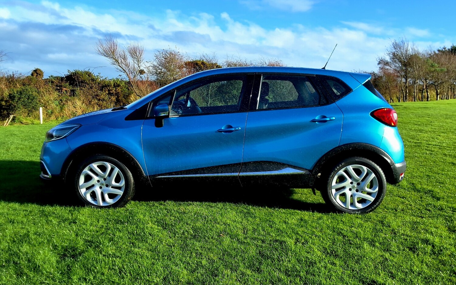 Used Renault Captur 2014 for sale - 76439759: Photo 3