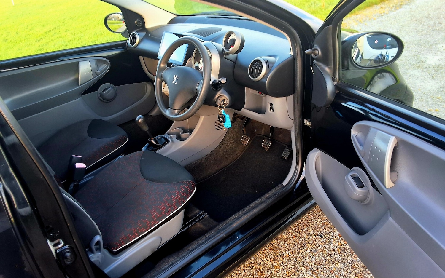 Used Peugeot 107 2010 for sale - 76881492: Photo 19