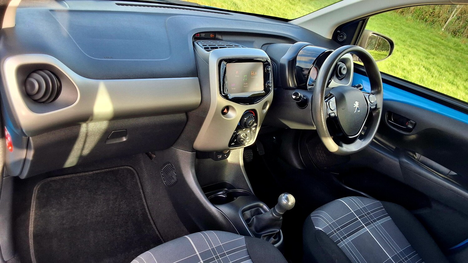 Used Peugeot 108 2016 for sale - 77465862: Photo 24