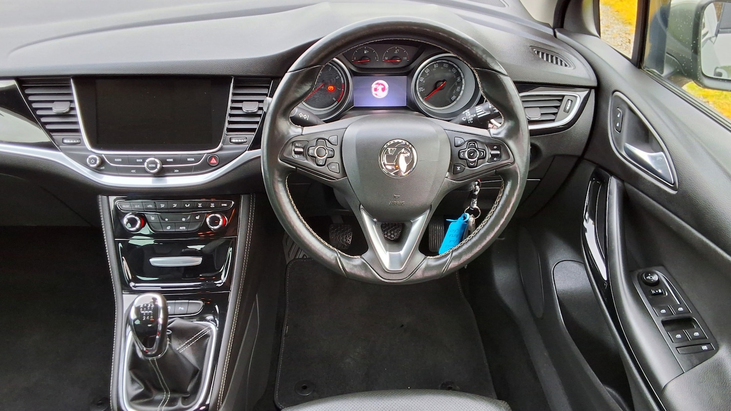 Used Vauxhall Astra 2015 for sale - 77247611: Photo 17