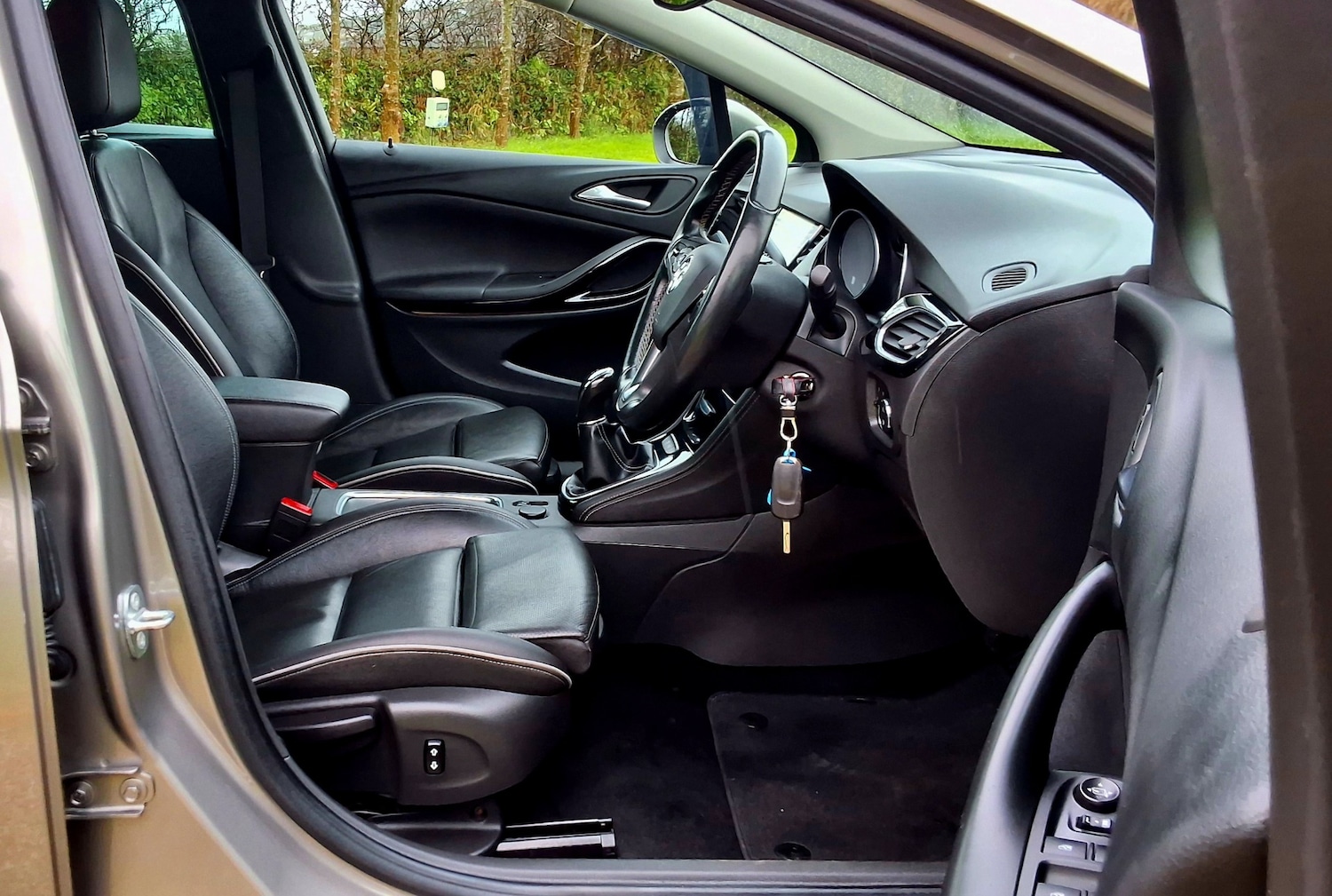 Used Vauxhall Astra 2015 for sale - 77247611: Photo 21