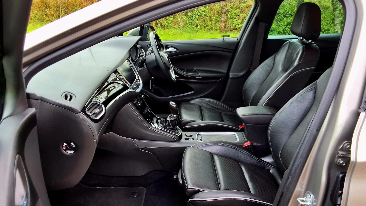 Used Vauxhall Astra 2015 for sale - 77247611: Photo 25