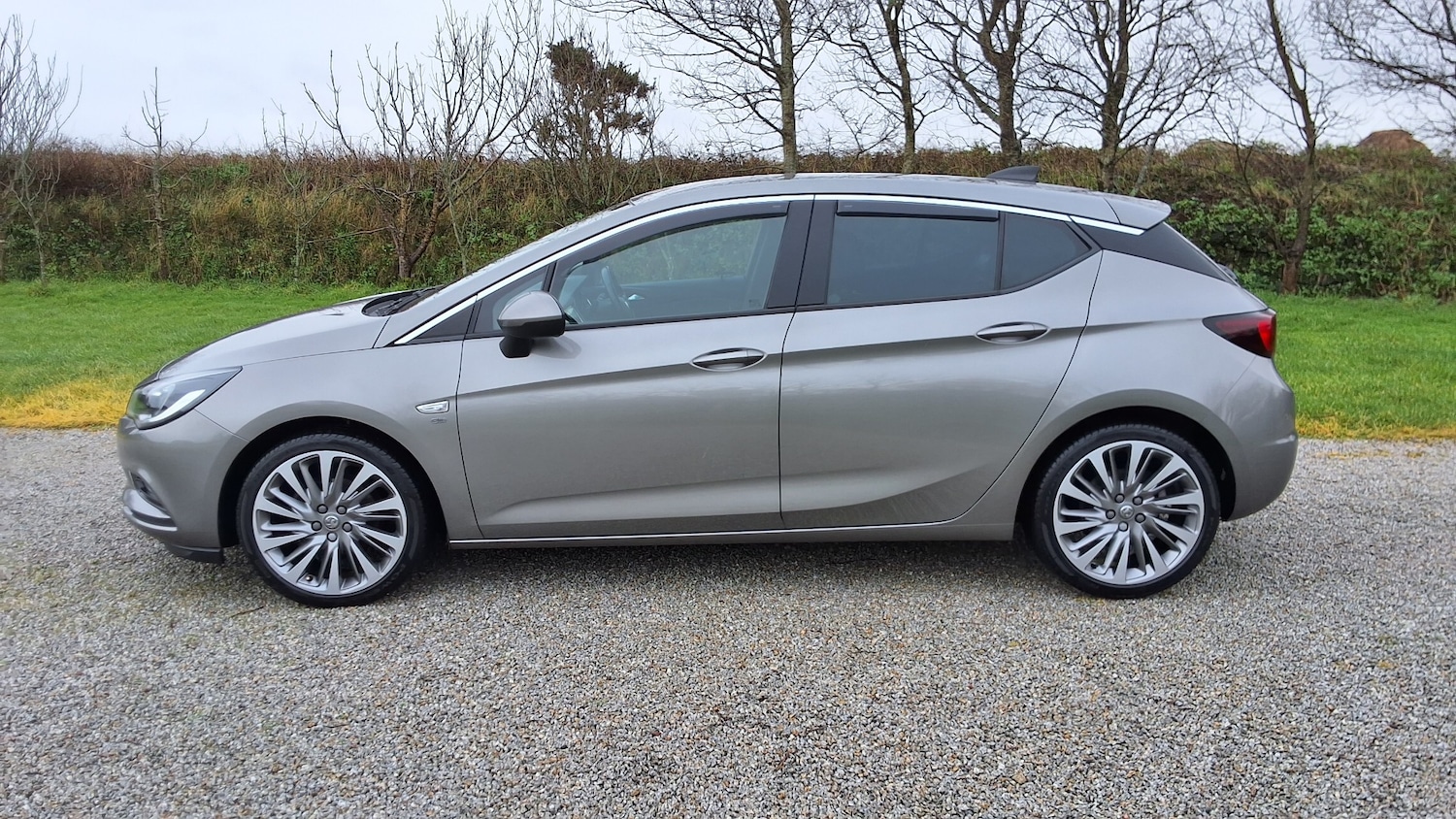 Used Vauxhall Astra 2015 for sale - 77247611: Photo 3