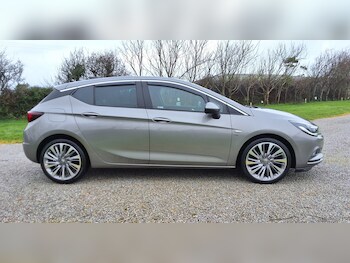 Used Vauxhall Astra 2015 for sale - 77247611: Photo