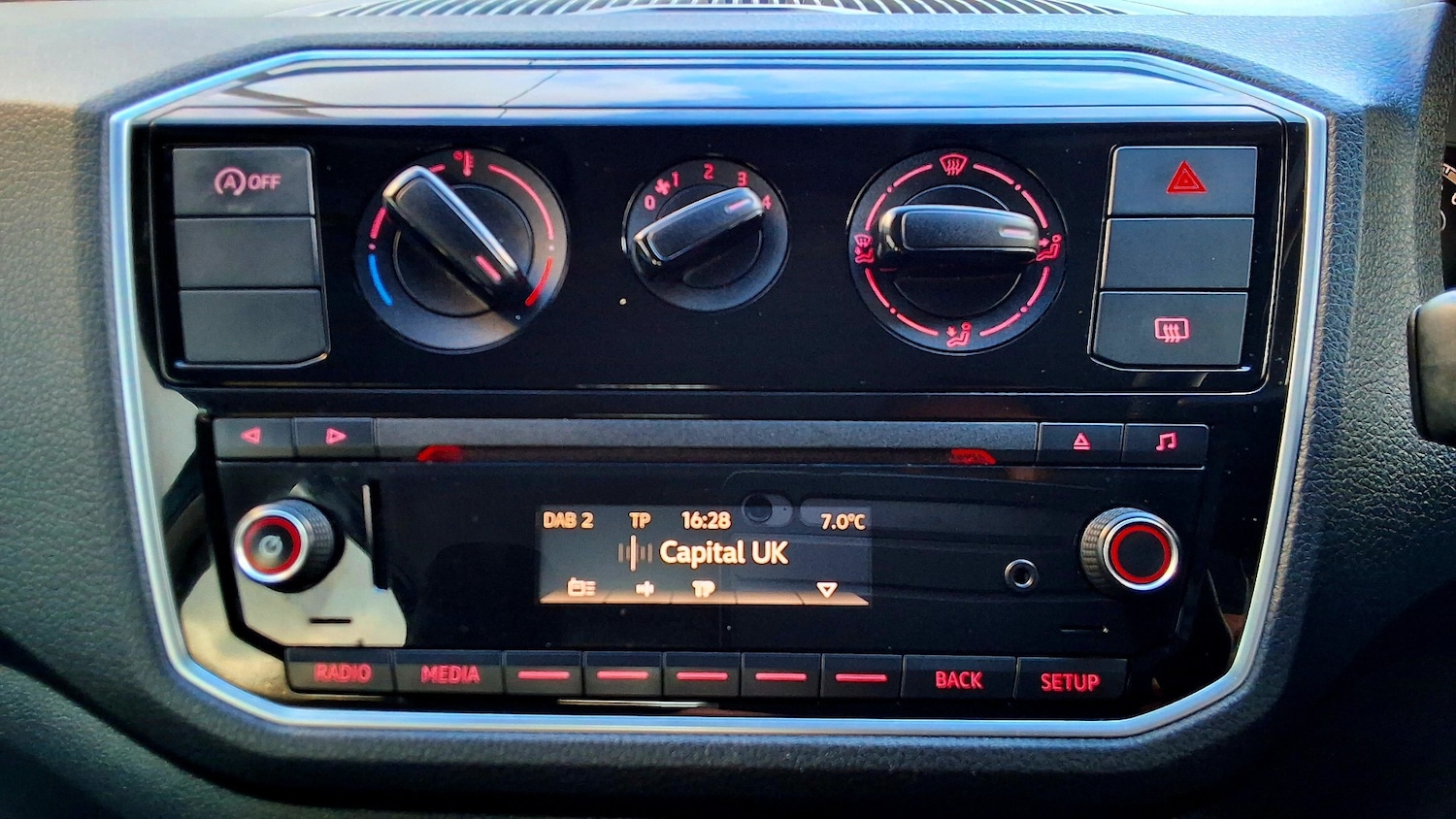 Used Volkswagen up! 2017 for sale - 77264598: Photo 17