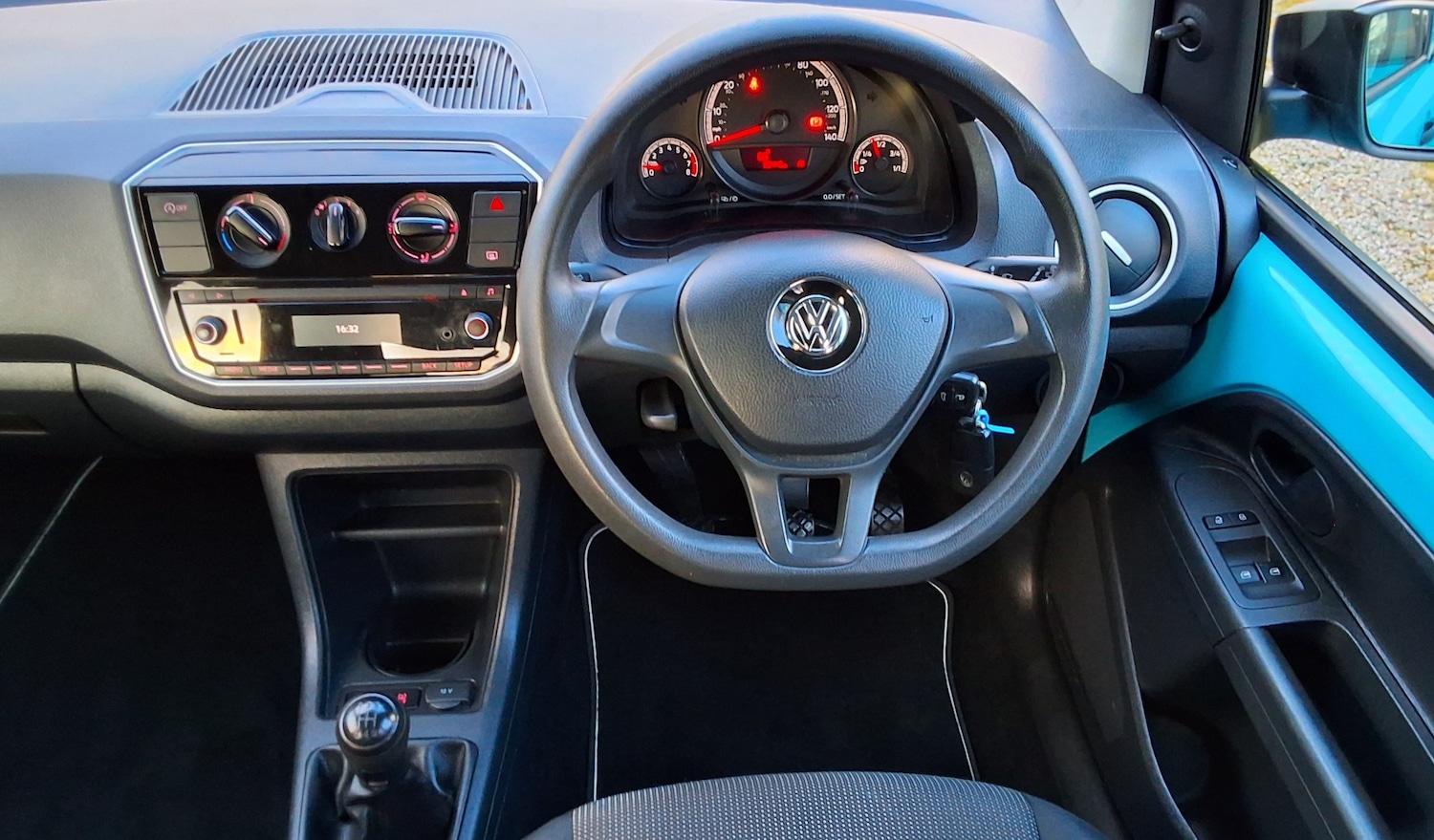 Used Volkswagen up! 2017 for sale - 77264598: Photo 18