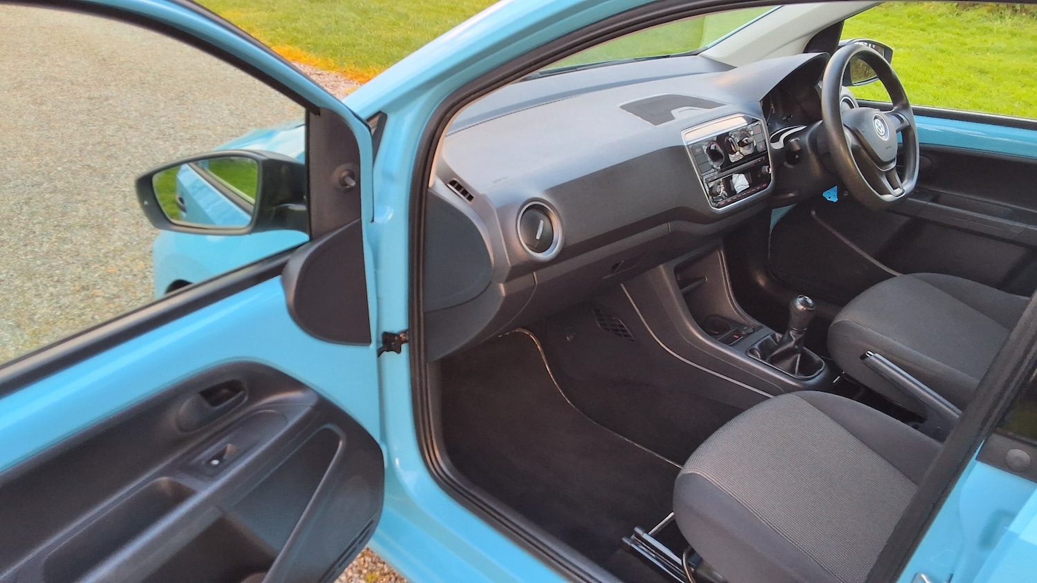 Used Volkswagen up! 2017 for sale - 77264598: Photo 23