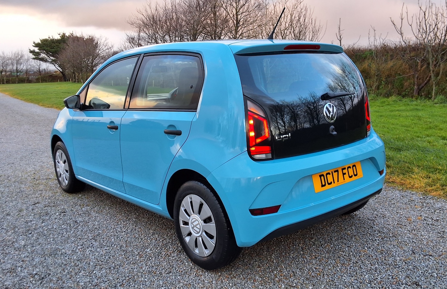 Used Volkswagen up! 2017 for sale - 77264598: Photo 5