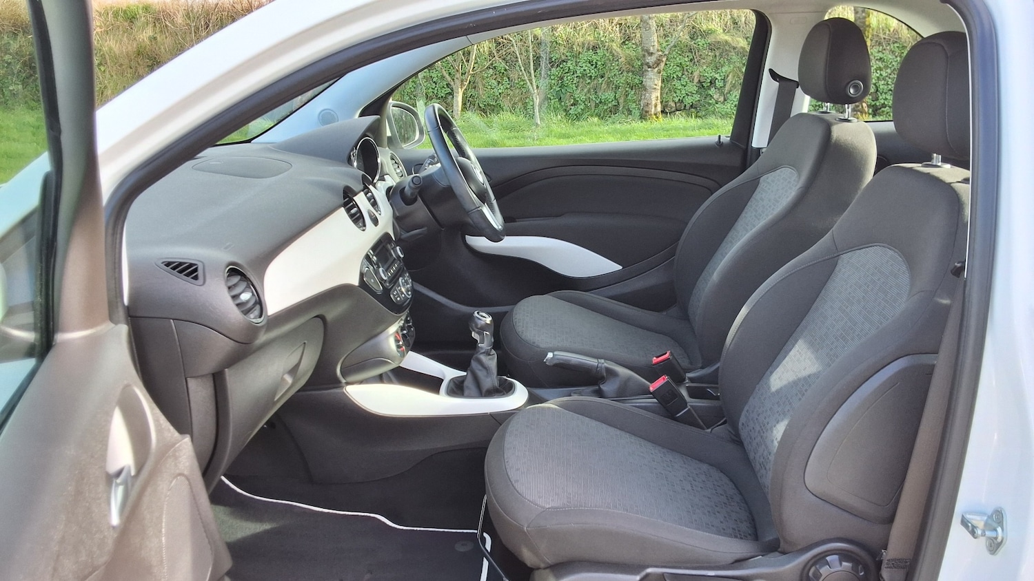 Used Vauxhall ADAM 2014 for sale - 77548031: Photo 19