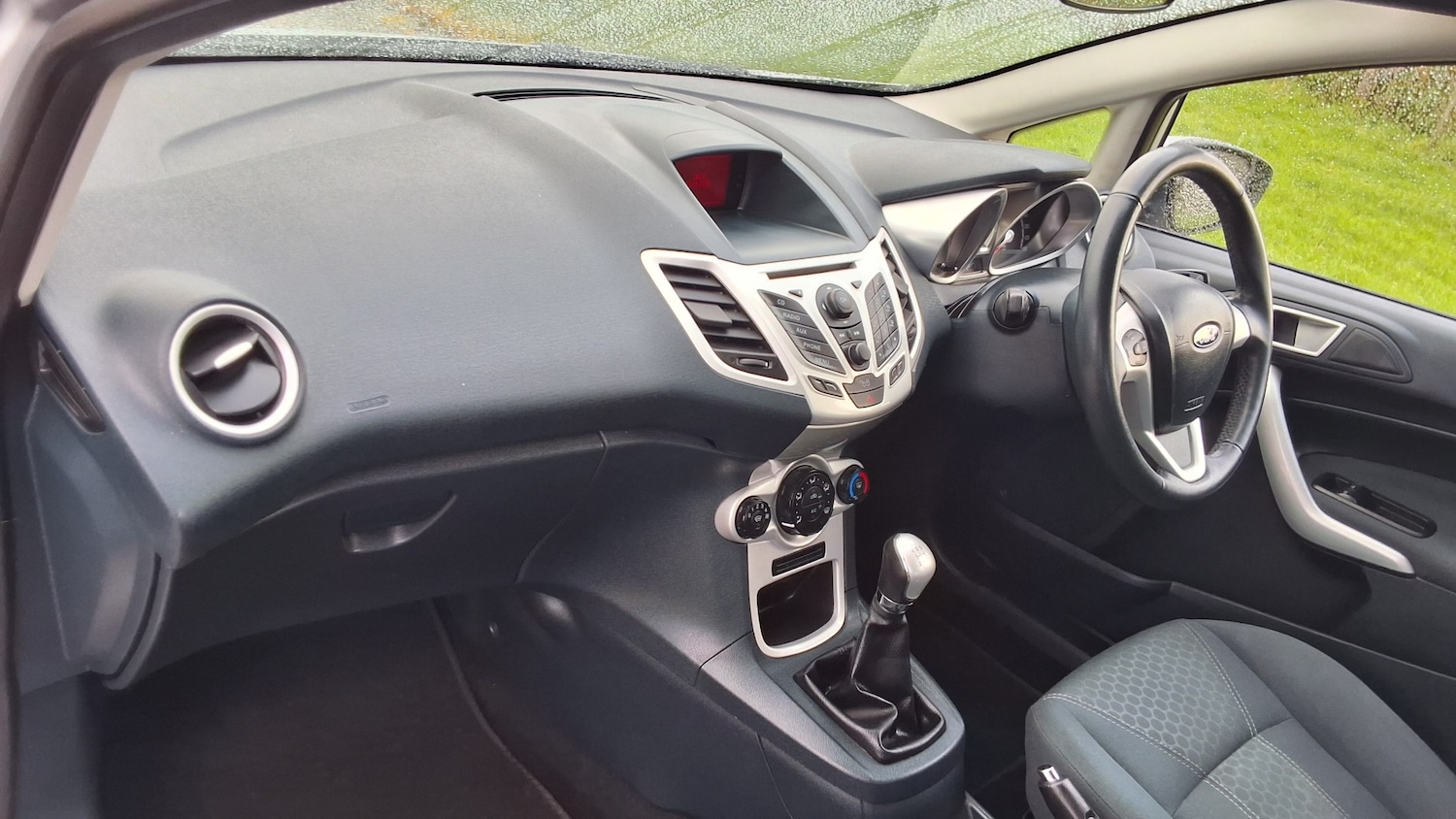 Used Ford Fiesta 2012 for sale - 77224863: Photo 21