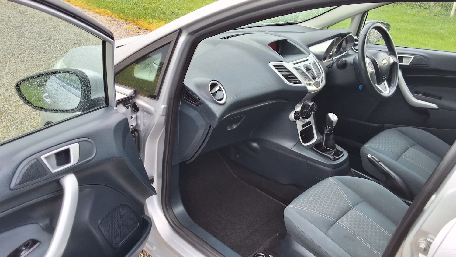 Used Ford Fiesta 2012 for sale - 77224863: Photo 22