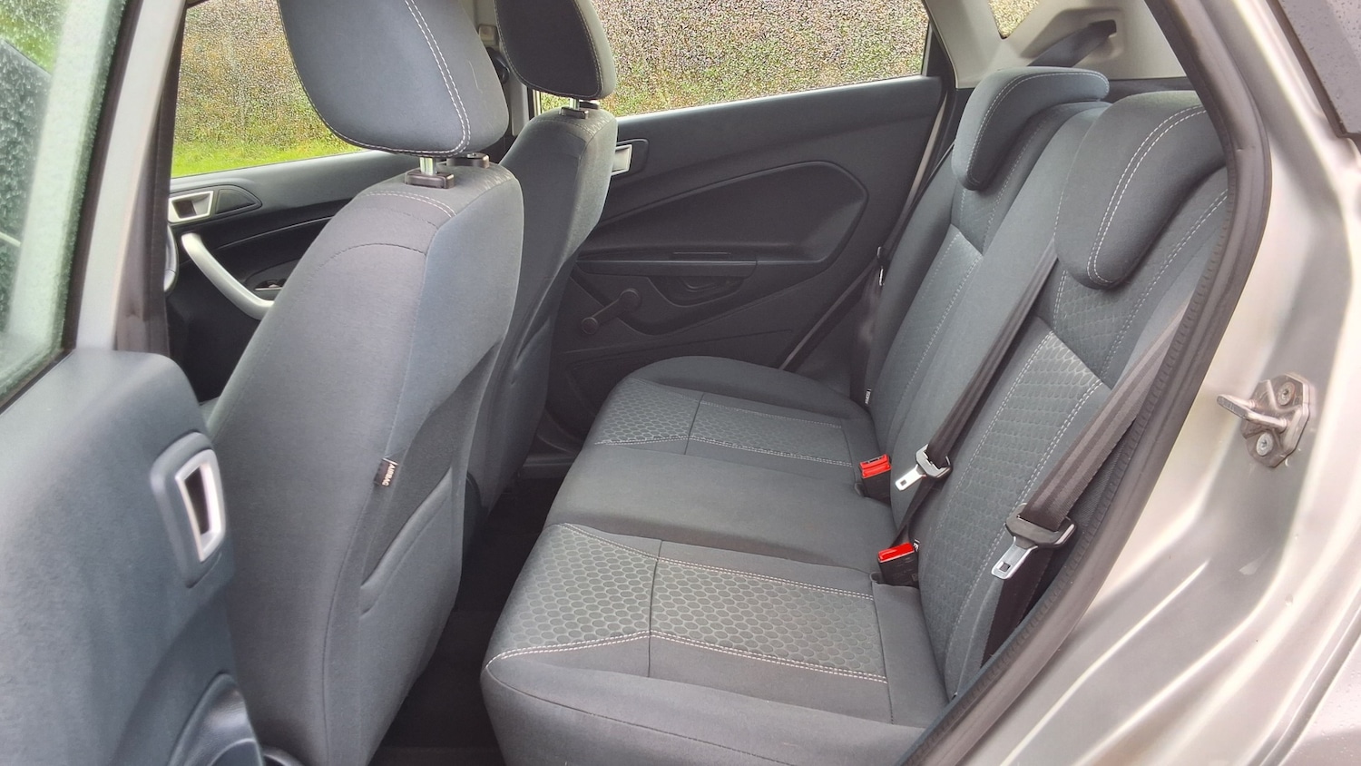 Used Ford Fiesta 2012 for sale - 77224863: Photo 24