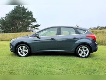 Used Ford Focus 2011 for sale - 79121242: Photo