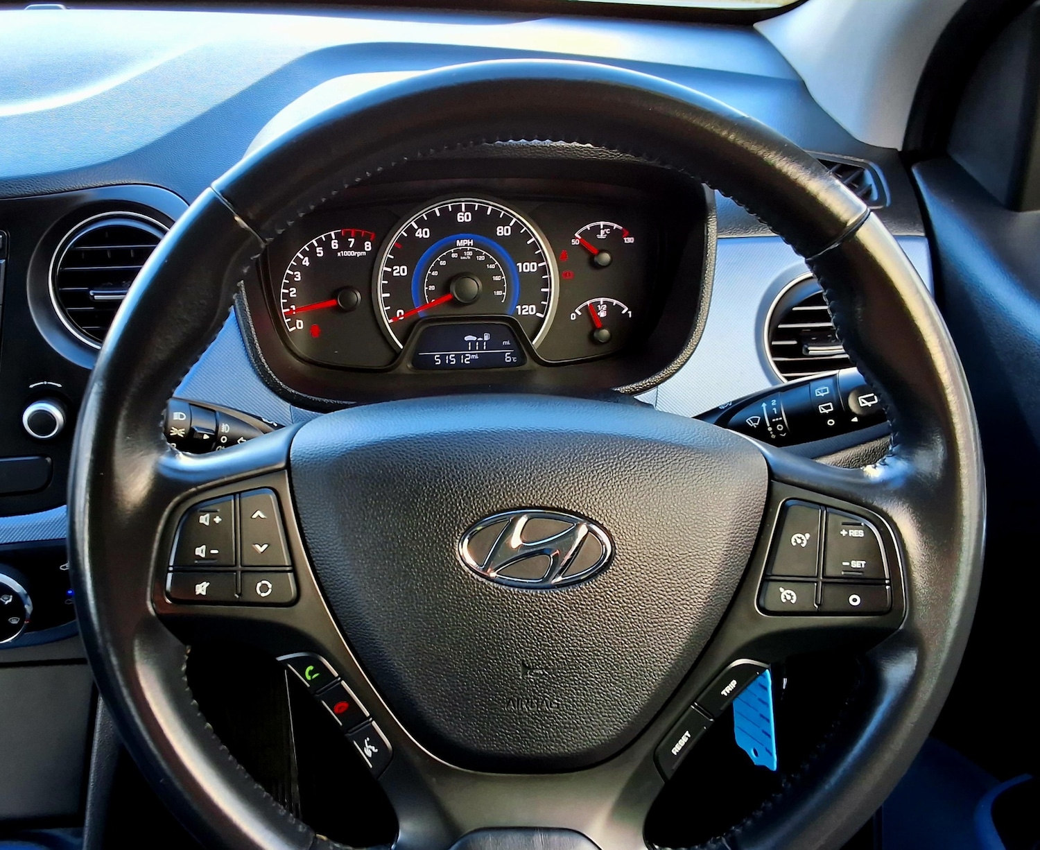 Used Hyundai i10 2014 for sale - 76810602: Photo 15