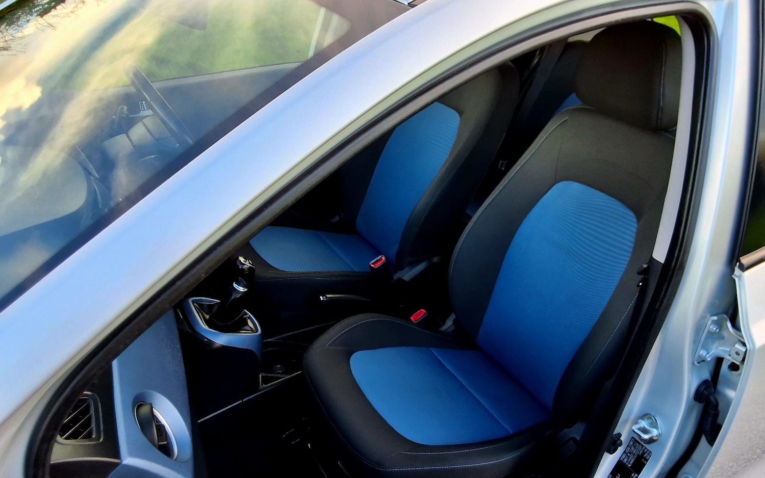 Used Hyundai i10 2014 for sale - 76810602: Photo 23