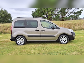 Used Peugeot Partner Tepee 2018 for sale - 75581946: Photo