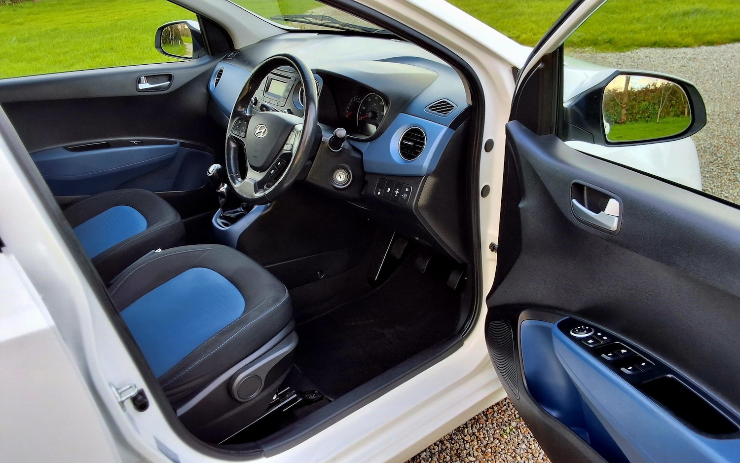 Used Hyundai i10 2015 for sale - 76933329: Photo 17