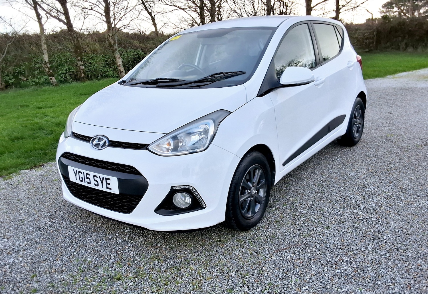 Used Hyundai i10 2015 for sale - 76933329: Photo 2
