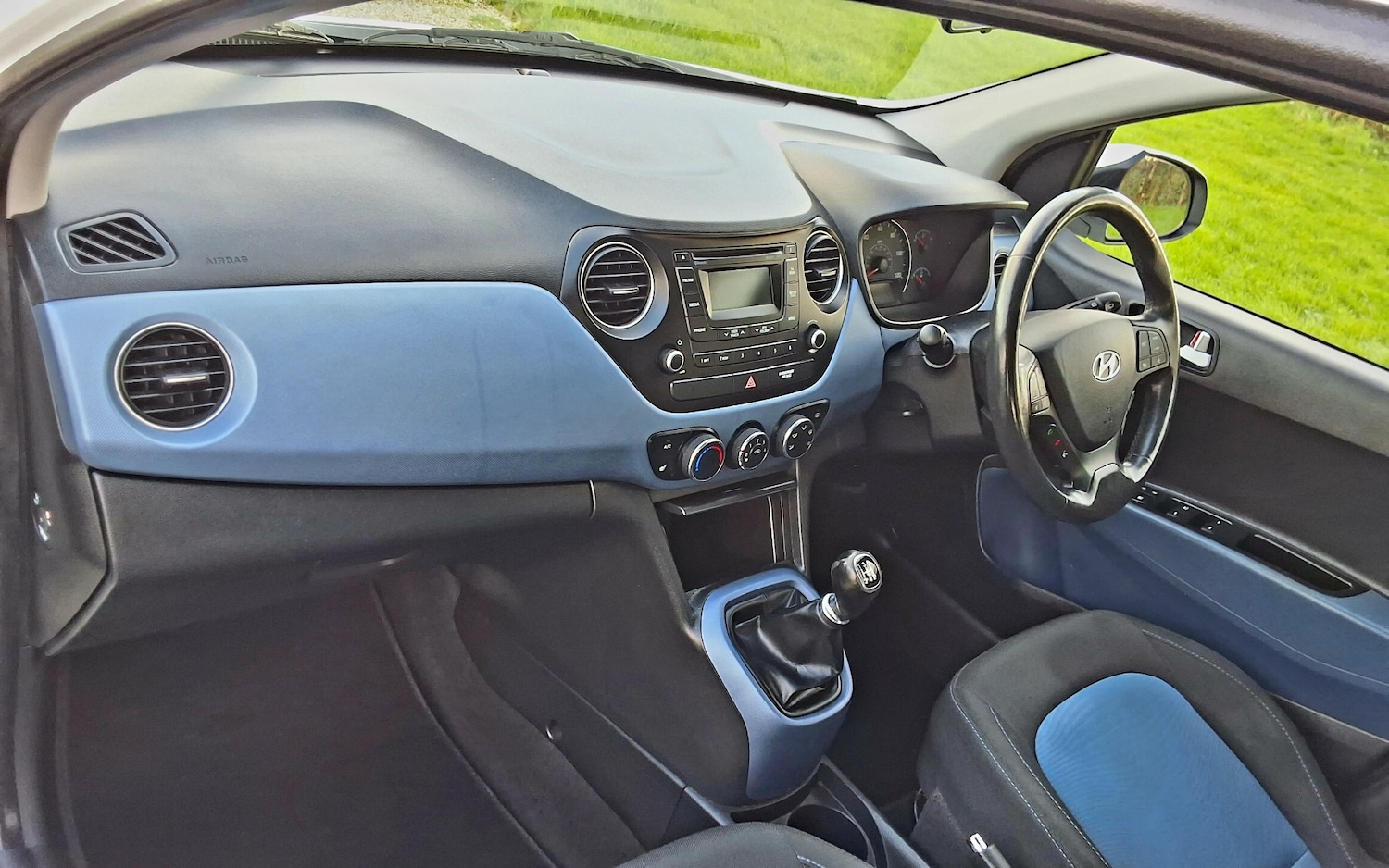 Used Hyundai i10 2015 for sale - 76933329: Photo 20